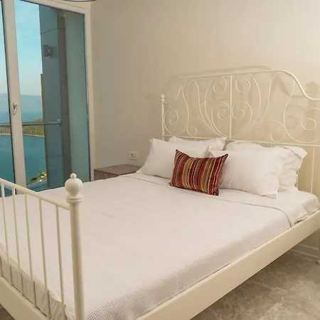 Bodrum Adabuku Luks 2+1 Ozel Plaj Ve Havuzlu Villa